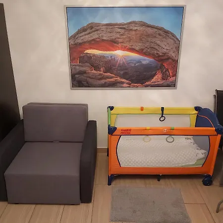 Piotr アパート ウェバ